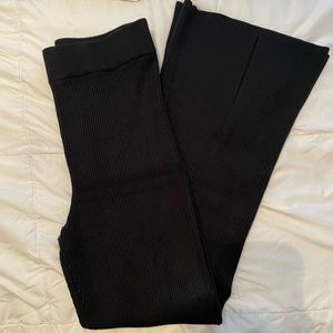 Abercrombie & Fitch Flare Front Split Hem Ribbed Sweater Legging